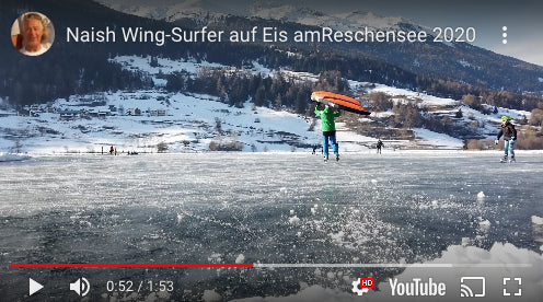 Mit dem Wing aufs Eis. Auch im Winter kann man Spass damit haben.