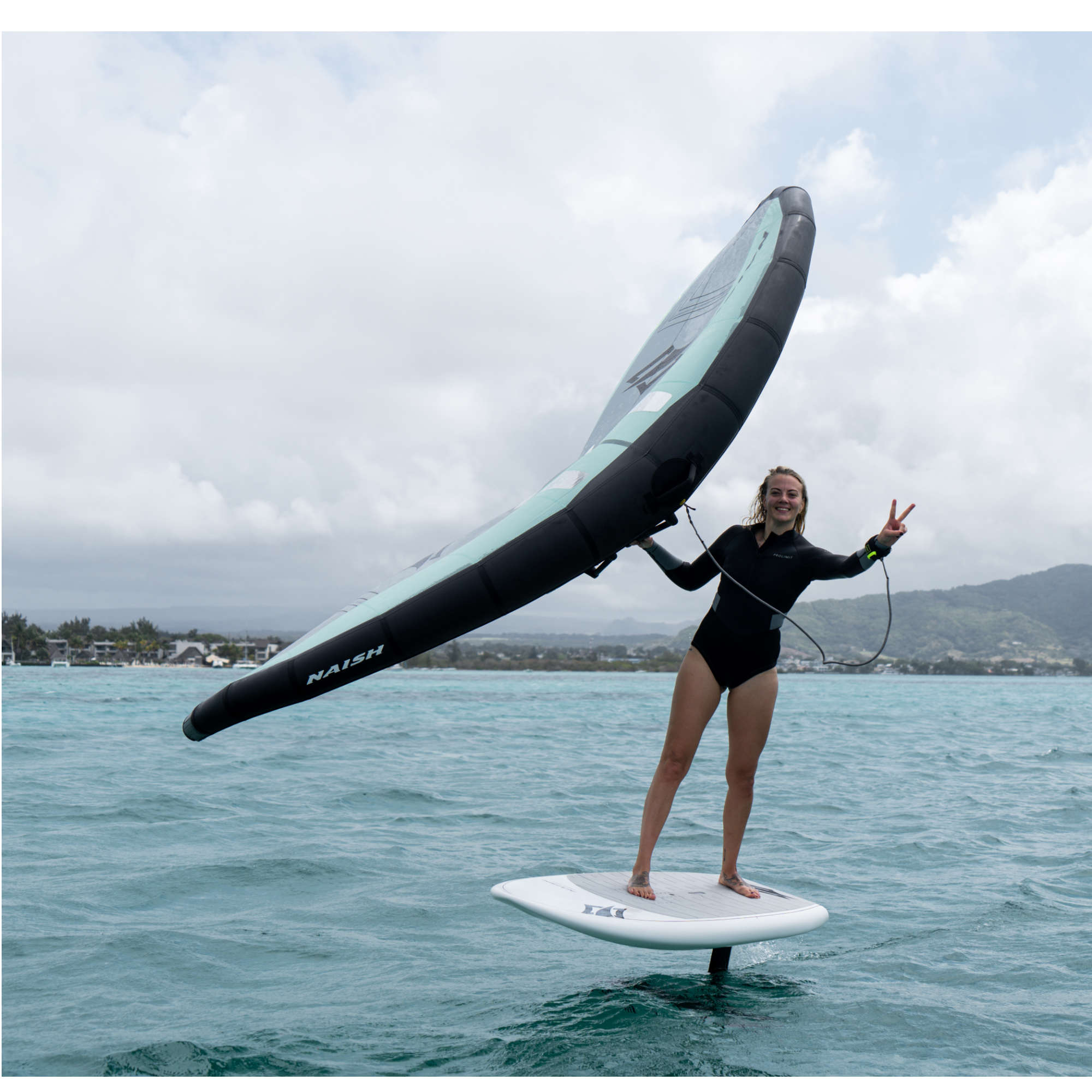 Naish Wingsurfer Wingset Board/Wing/Foil - Package